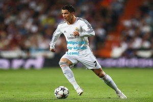 爱游戏入口|詹姆斯赛后怒斥天眼裁判系统，这玩意儿从哪儿冒出来的？我生涯从未见过如此荒谬的技术！