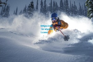 爱游戏官网|广西平果足球俱乐部官宣新援，张威、尤文杰正式加盟，助力球队冲击更高目标