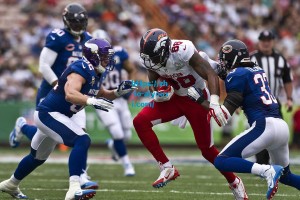 ayx_南通主场力克徐州 李贤成点射锁定胜局