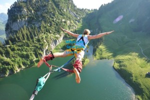 爱游戏官方入口：布鲁克林新星C-托马斯公开表态，自认顶级得分手，寻求合理薪资匹配价值